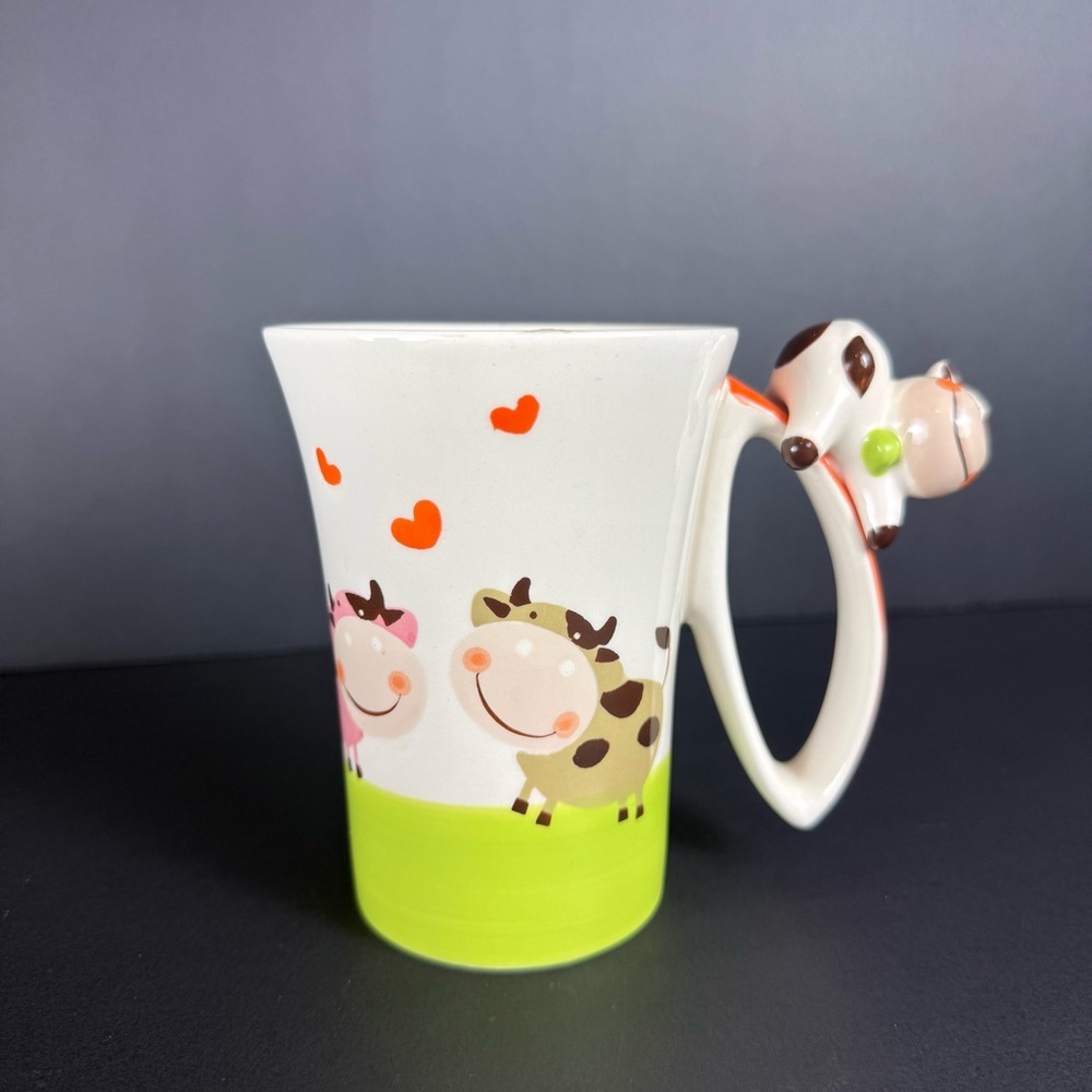 Indra Hand Painted Fine Stoneware Cow Coffee Mug Farm Smiling Cow Ceramic Cup